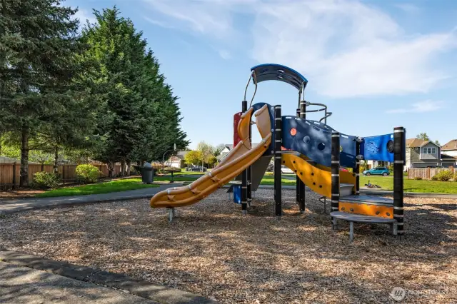 Basketball court & playground across the street