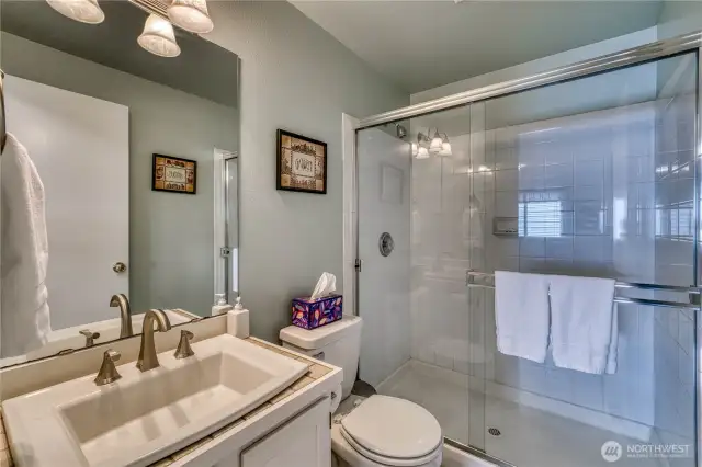 Mainfloor bathroom has the added bonus of a shower.  A nice feature to have.