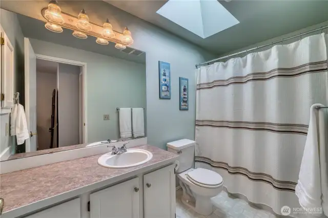 Full bathroom upstairs.