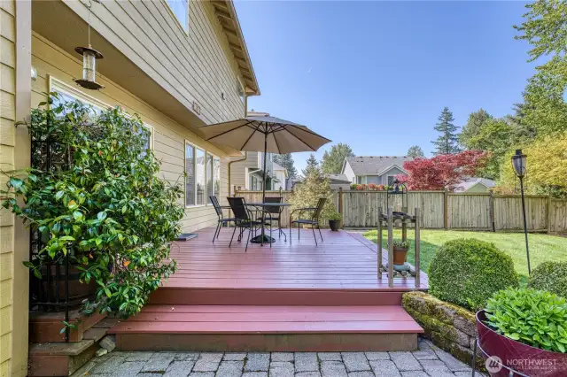 Outdoor living at its best.  Grab your favorite beverage and relax.