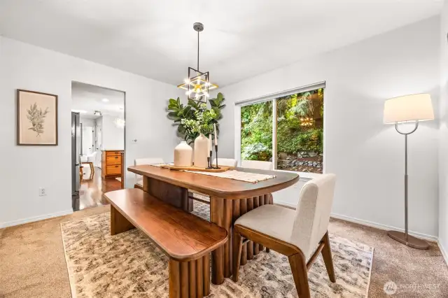 Dining room, located off both the kitchen & formal living . . . this home offers a nicely flowing floor plan.
