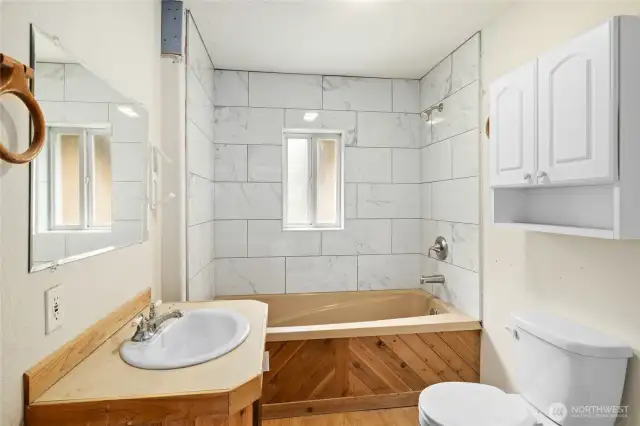Completely finished full bath