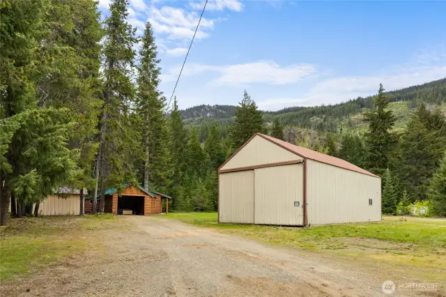 Detached shop has kitchenette and ready for your finishes.