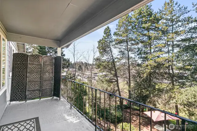 Spacious Deck.