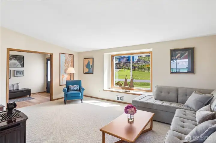 Open and bright living room