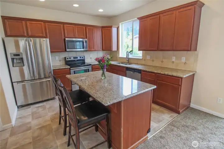 Beautiful granite slab counters! Beautiful granite slab counters!