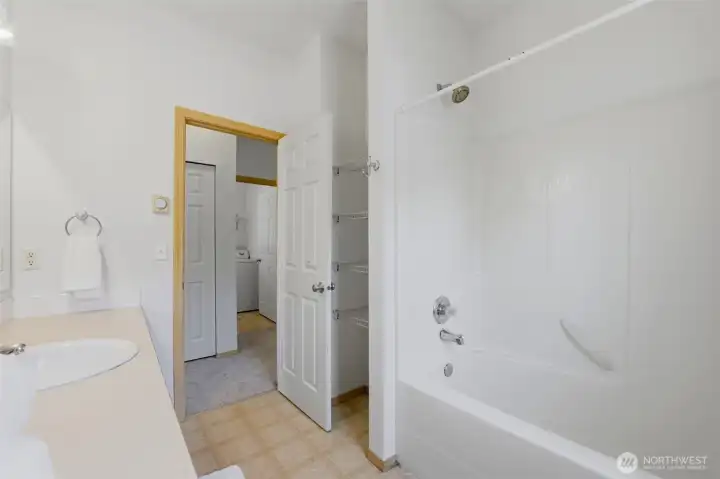 Large full bath upstairs