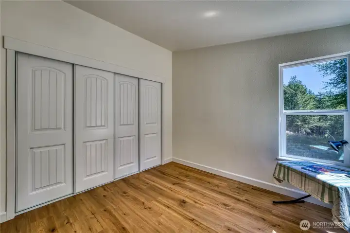 Bonus room - so many options to do with this room.