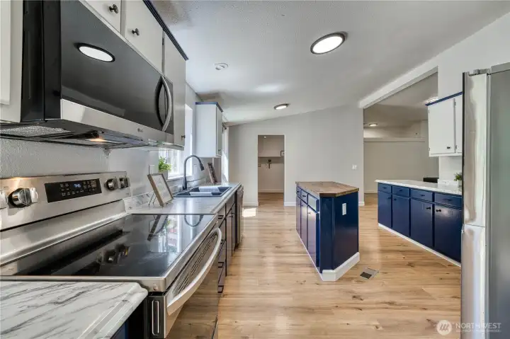Counter space is available here
