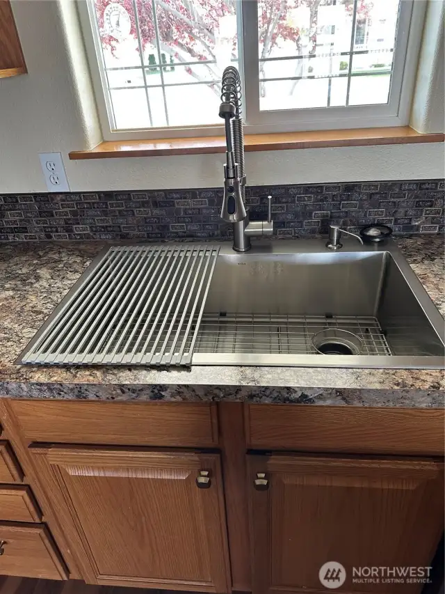 New kitchen sink
