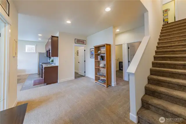 Downstairs landing hallway