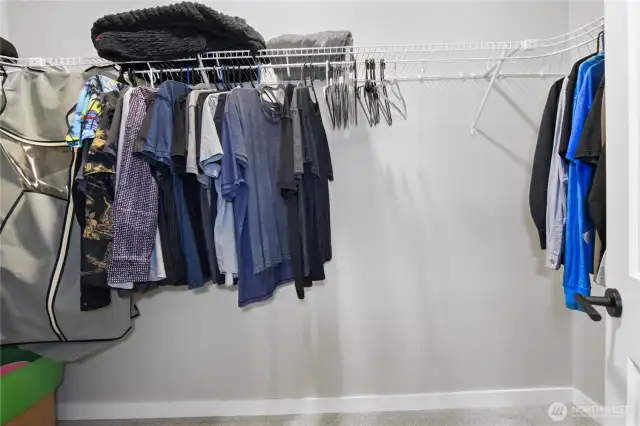 Walk-in Closet