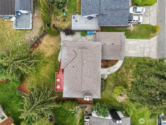 Prime location across from top-rated schools, with I-5 and future light rail just 1 mile away!