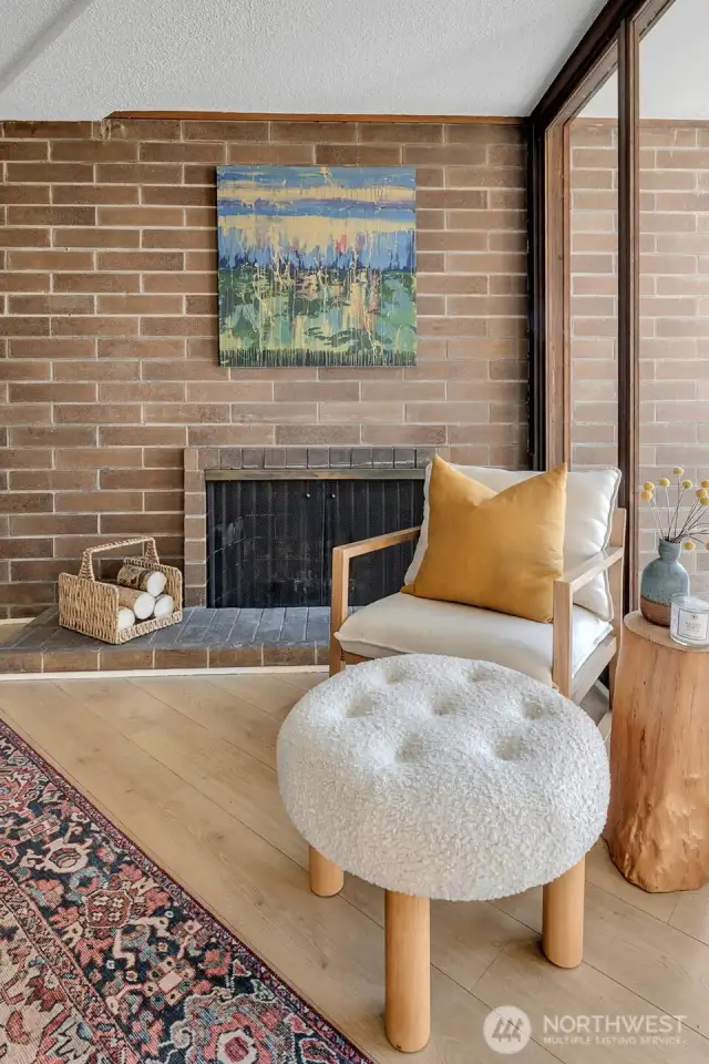 The brick wall is a fun design detail.