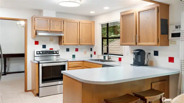 Clean Kitchen.