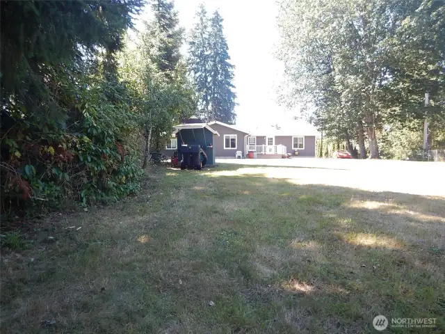 back yard to house