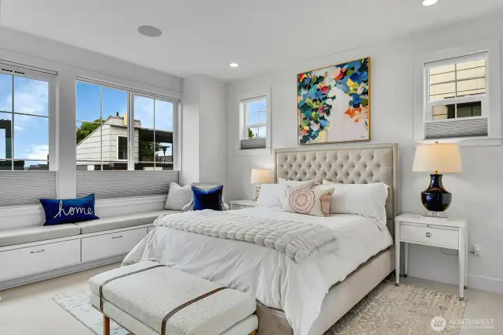 Primary has the addend bench seating/storage and plush wool carpet.