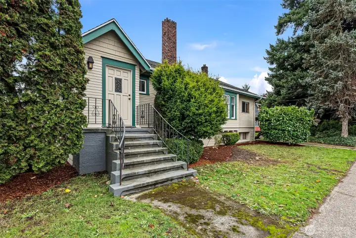 Unit 1 front entrance