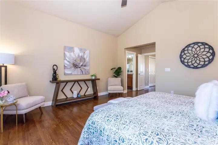 Another angle of the spacius primary.