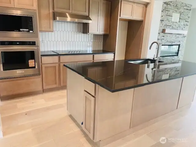 Lot 4 Kitchen Lot 4 Kitchen
