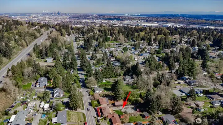 Close commute to Seattle, airport, freeways and more