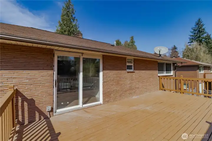 Another view of deck at slider