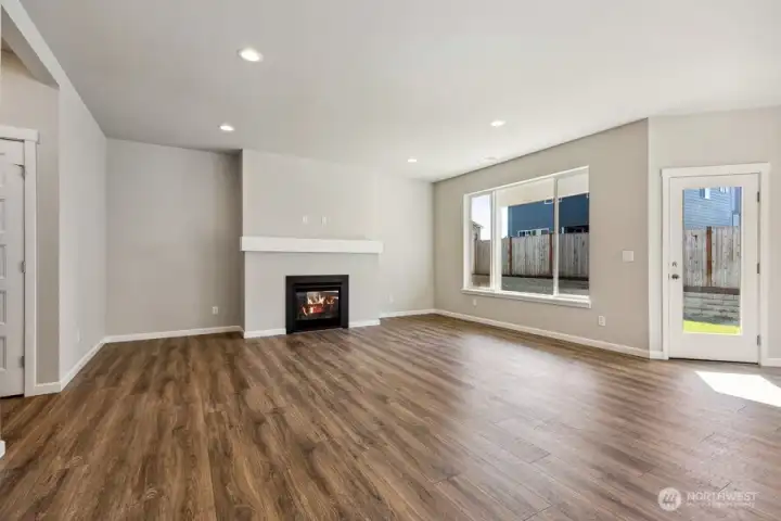 This is a presale home. Photos of the same floorplan in the community. Colors and features will vary. This is a presale home. Photos of the same floorplan in the community. Colors and features will vary.
