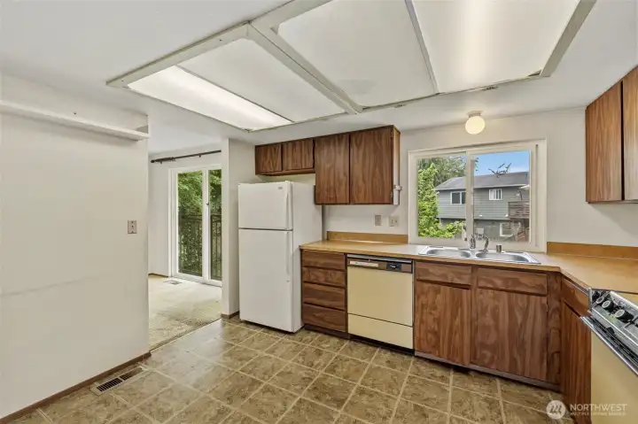 Kitchen with Eating Space Kitchen with Eating Space