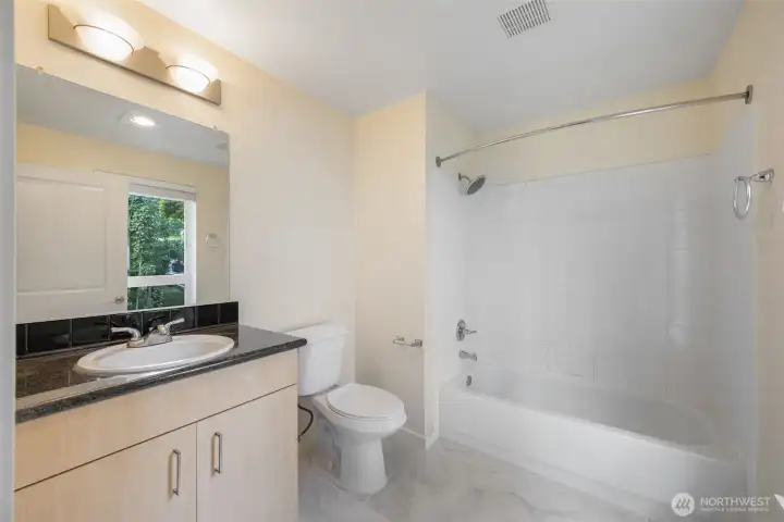 Large full bath. Large full bath.