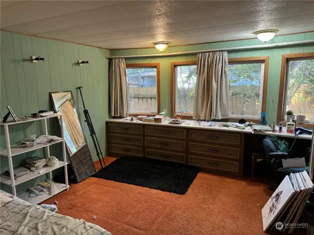 HUGE PRIMARY BEDROOM W/BUILT-INS