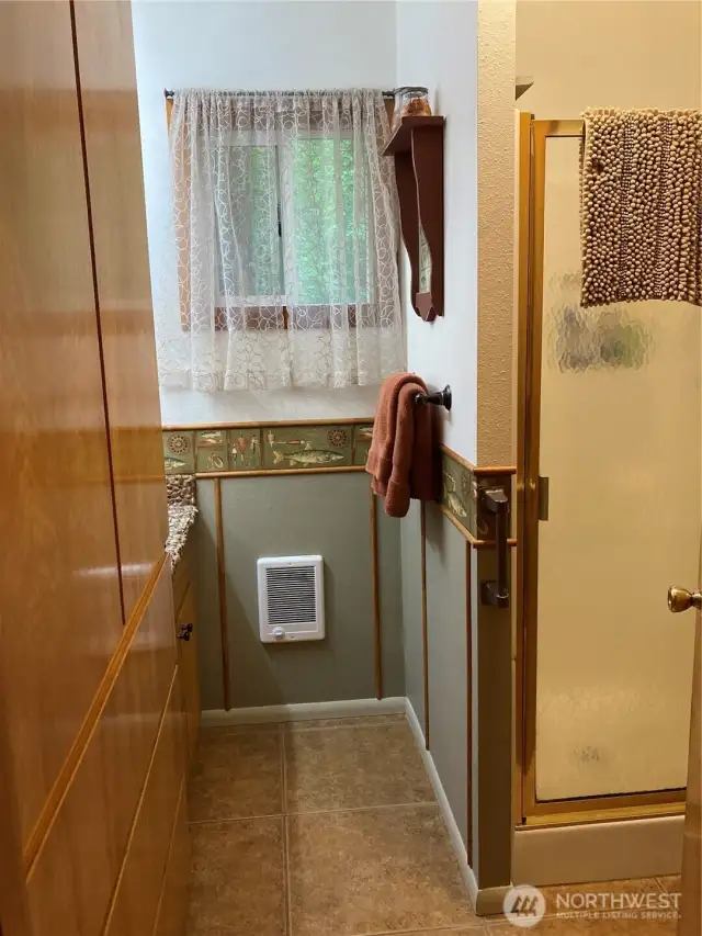 Main bathroom