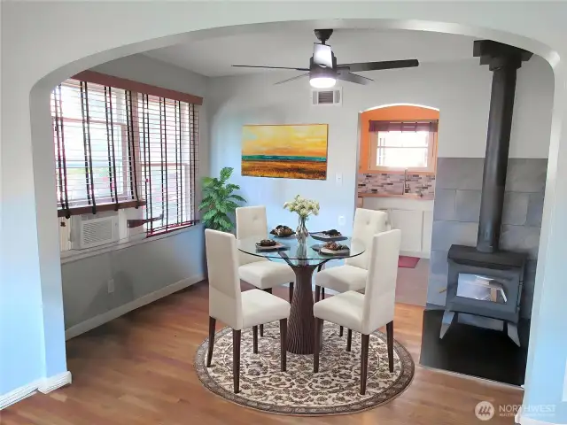 Virtually Staged