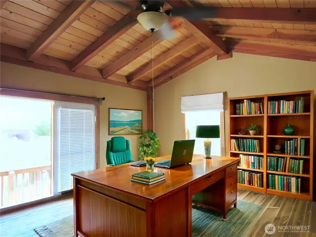 Virtually Staged - out building