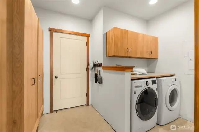 Mud Room/Laundry room, utility sink & tons of storage