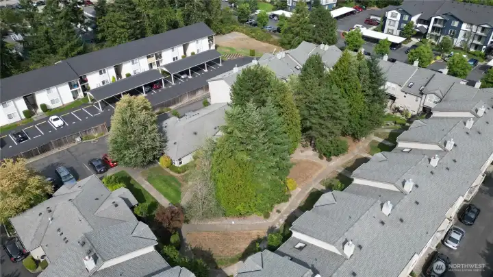 Quaint, beautiful community courtyard in the middle.