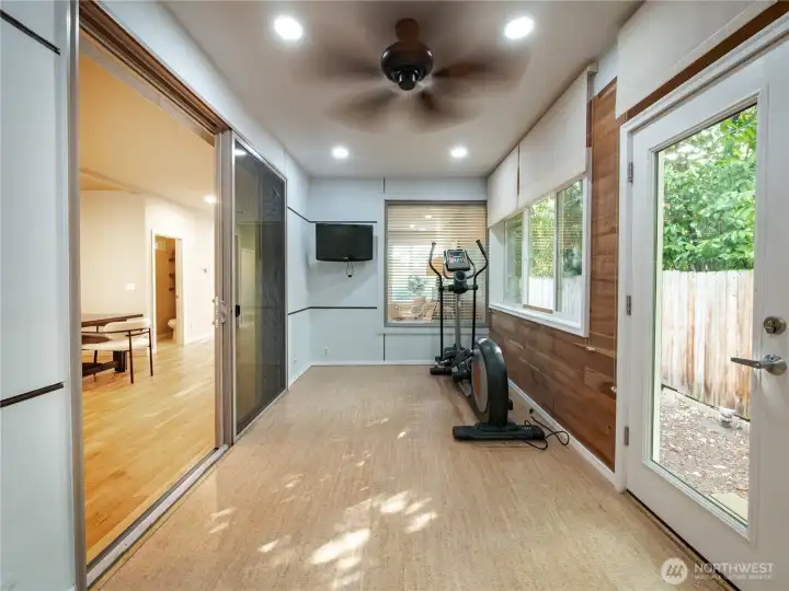 Flex room