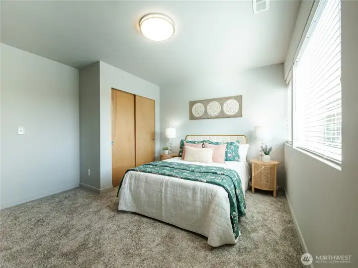2nd bedroom