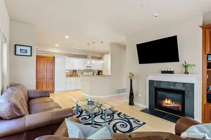 Cozy Family Room W/ Gas Fireplace
