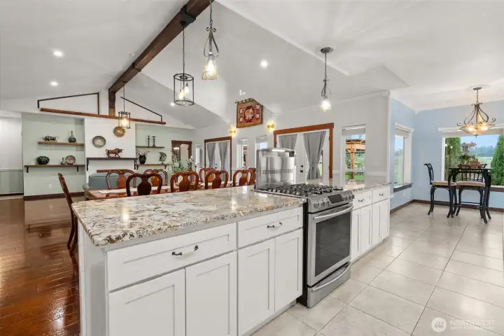 Open concept kitchen & dining.