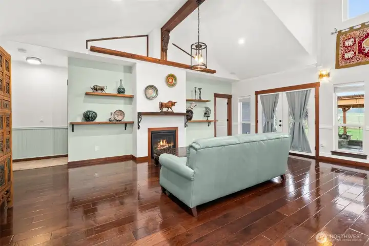 Gas feature fireplace in main living area.