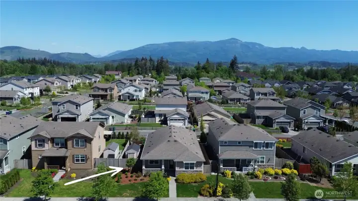 Convenient located to YMCA, McIntyre Hall, Skagit Valley College, town & I-5.