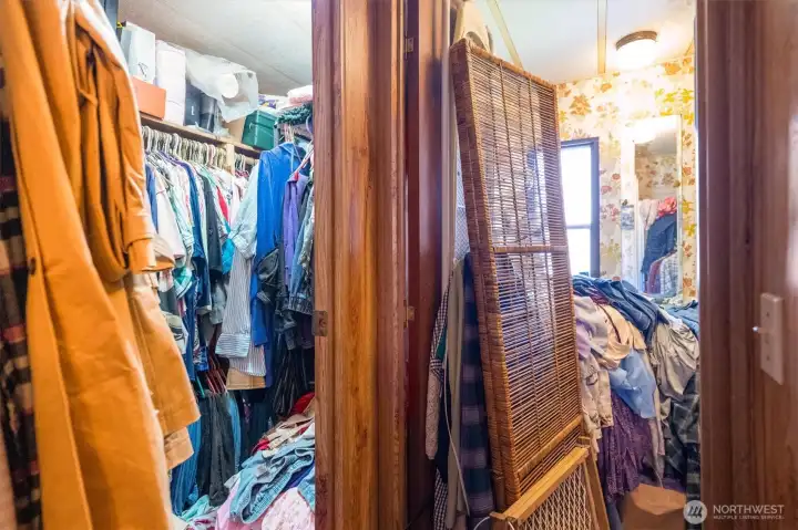 Primary Bedroom WI-Closet