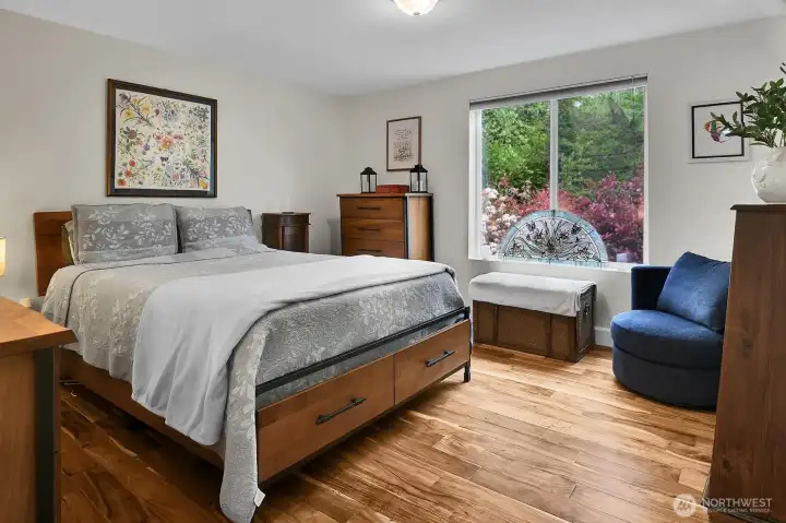 Primary suite with walk in closet.