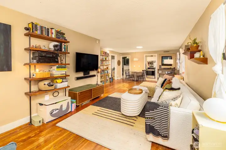 Main Floor, Unit #2