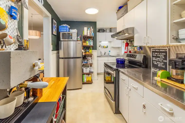 Main Floor, Unit #2