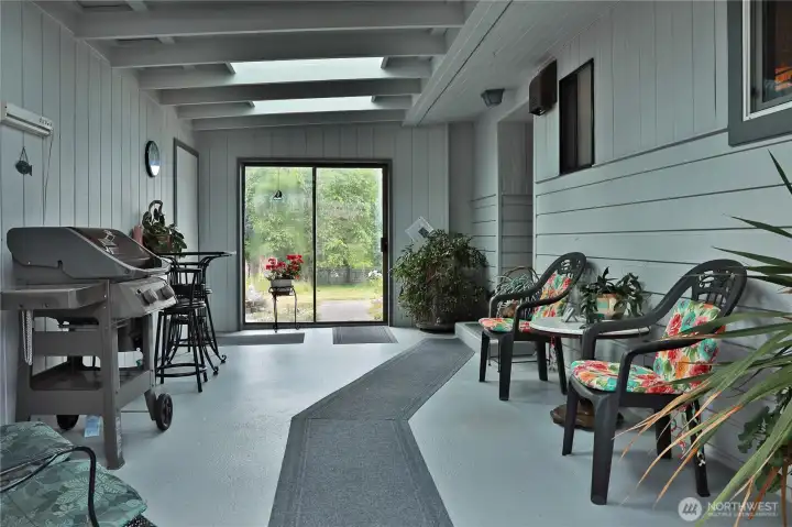 A peaceful extension of the home's living space. A peaceful extension of the home's living space.