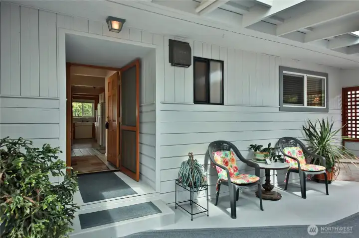 Gather with friends beneath the covered patio. Gather with friends beneath the covered patio.