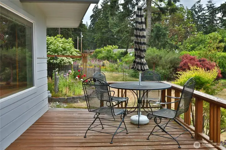 The perfect spot to watch the day unfold. The perfect spot to watch the day unfold.