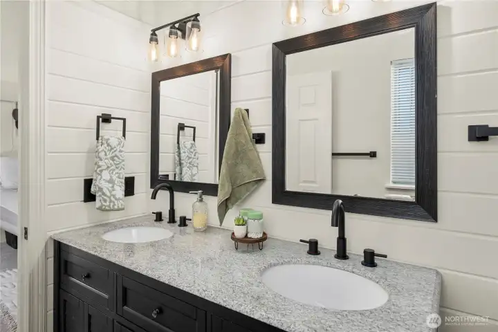 Primary suite bathroom