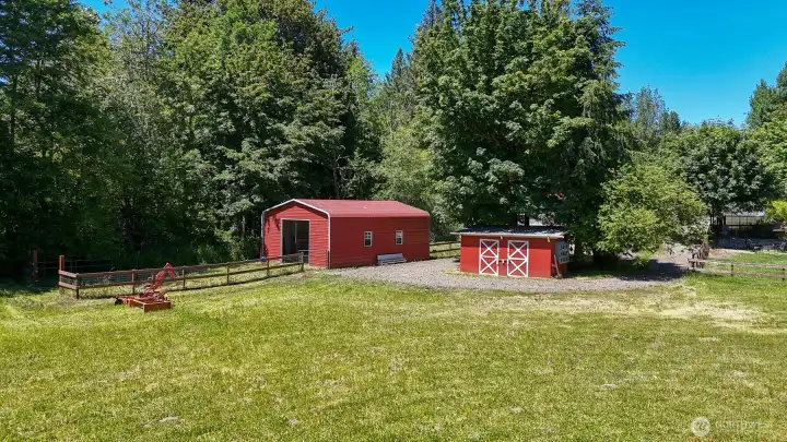 Additional 1 to 2 stall or sparring or keeping all your farm tools out of the rain Additional 1 to 2 stall or sparring or keeping all your farm tools out of the rain